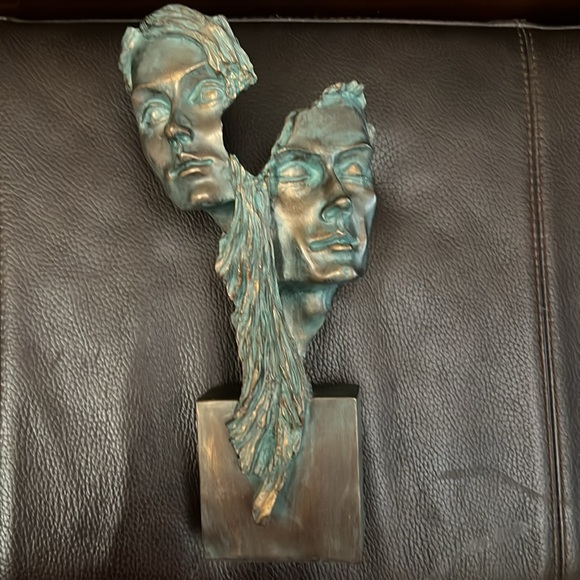 Hand Painted Sculpture Eyes Wide Open vs Eyes Closed Shut Signed by Artist - Picture 5 of 6